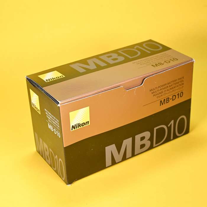 Nikon D700 + grip + náhradní baterie | 2173188