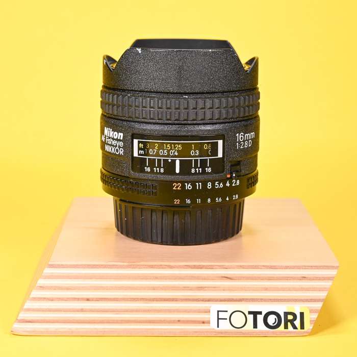 Nikon 16 mm f/2,8 AF D A FISHEYE | 606457