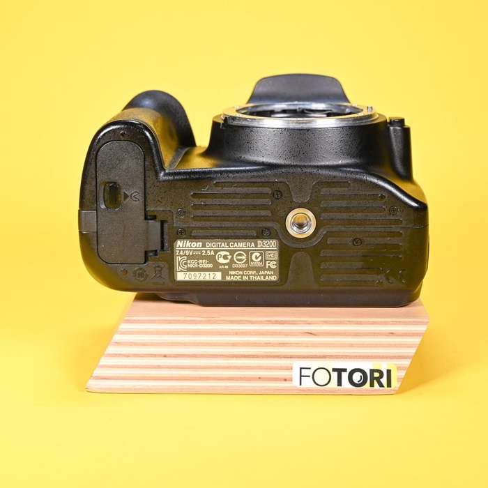 Nikon D3200 | 7097212