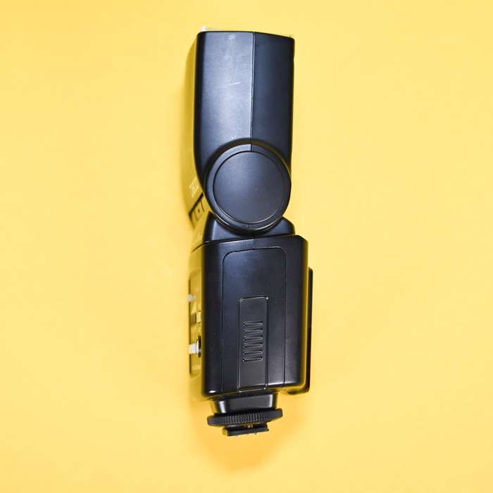 Nissin Di600 Speedlite pro Nikon | 4B11030026