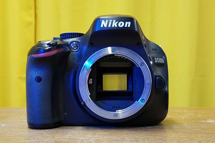 Nikon D5100 + Nikon 18-105mm + 32 GB karta