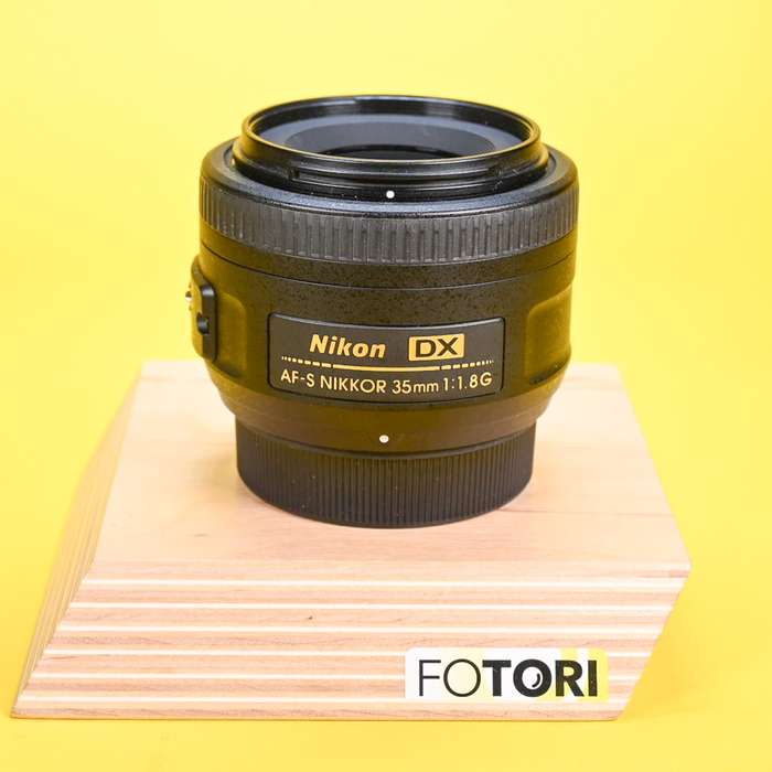 Nikon 35 mm f/1,8 AF-S NIKKOR G DX | 2185629