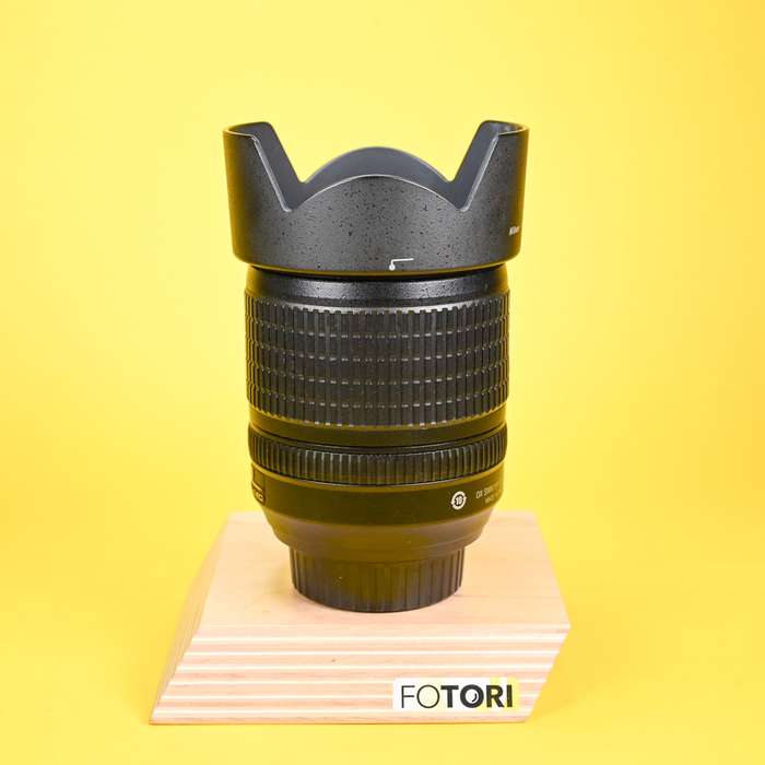 Nikon 18-105mm f/3.5-5.6G AF-S G DX ED VR | 32174365