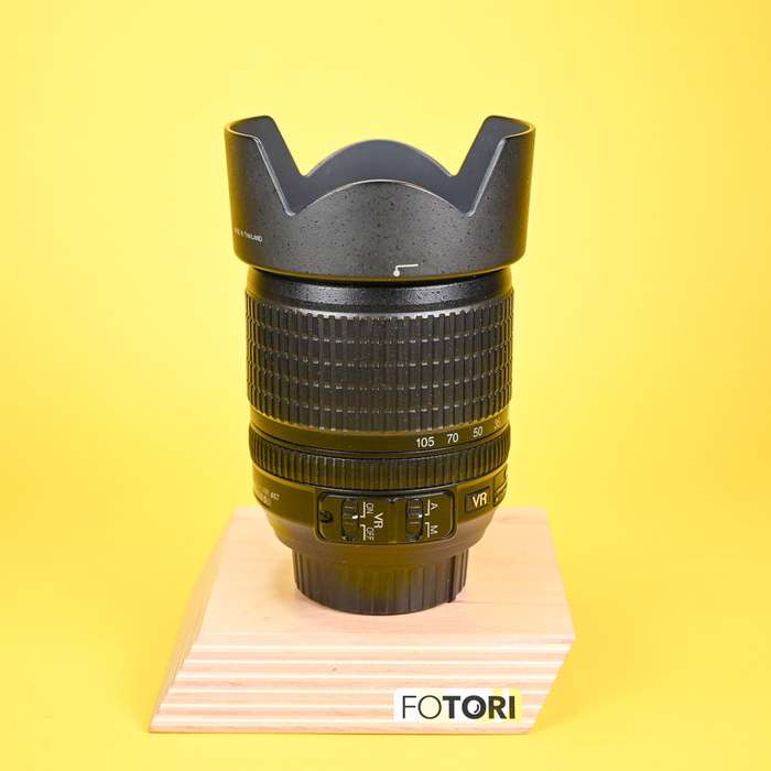 Nikon 18-105mm f/3.5-5.6G AF-S G DX ED VR | 32174365