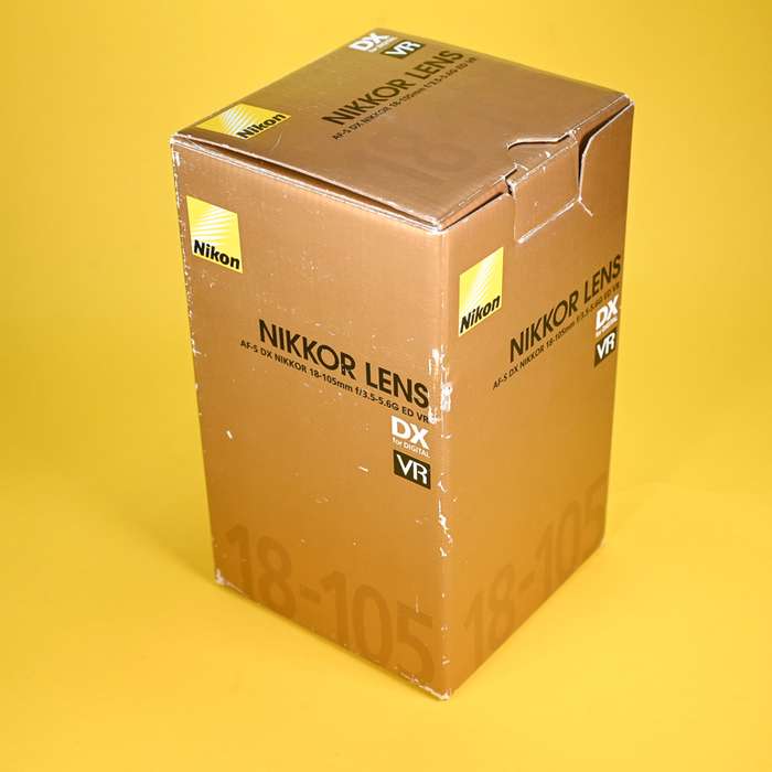 Nikon 18-105mm f/3.5-5.6G AF-S G DX ED VR | 32174365