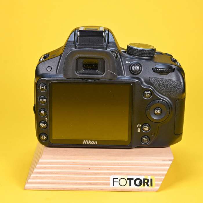 Set Nikon D3200 + 18-55mm f/3,5-5,6 G VR II AF-S DX | 7139646