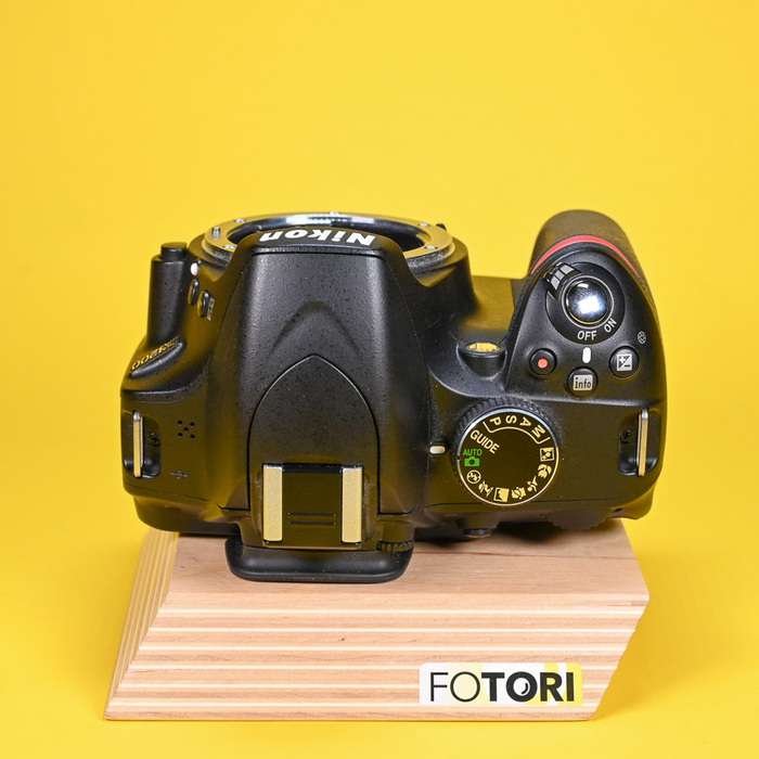 Set Nikon D3200 + 18-55mm f/3,5-5,6 G VR II AF-S DX | 7139646