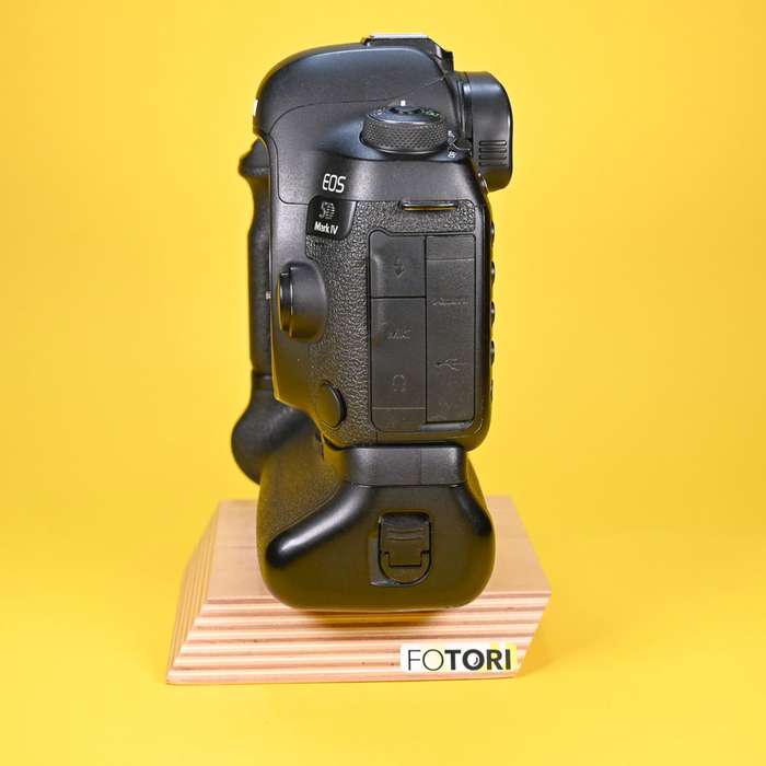 Canon EOS 5D Mark IV + grip BG-E20 + compakt flash 16GB | 392037000386