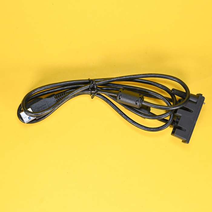 Canon EOS 7D Mark II + grip BG-E16 + CF  16GB | 053021006688