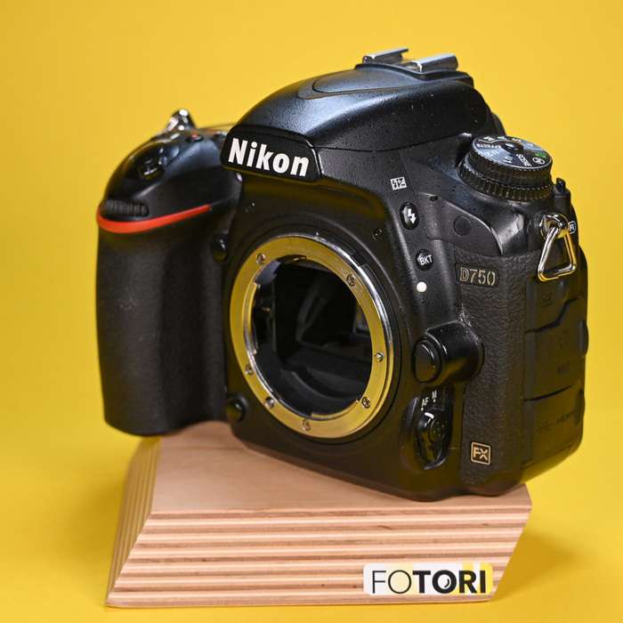Nikon D750 + grip meike | 6046703