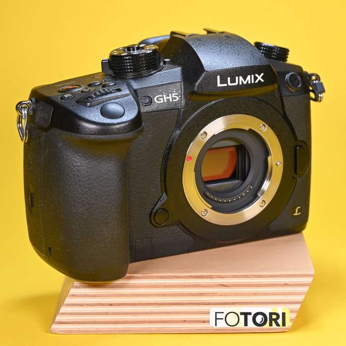 Panasonic Lumix DMC-GH5 Vlog | WH8KF003318