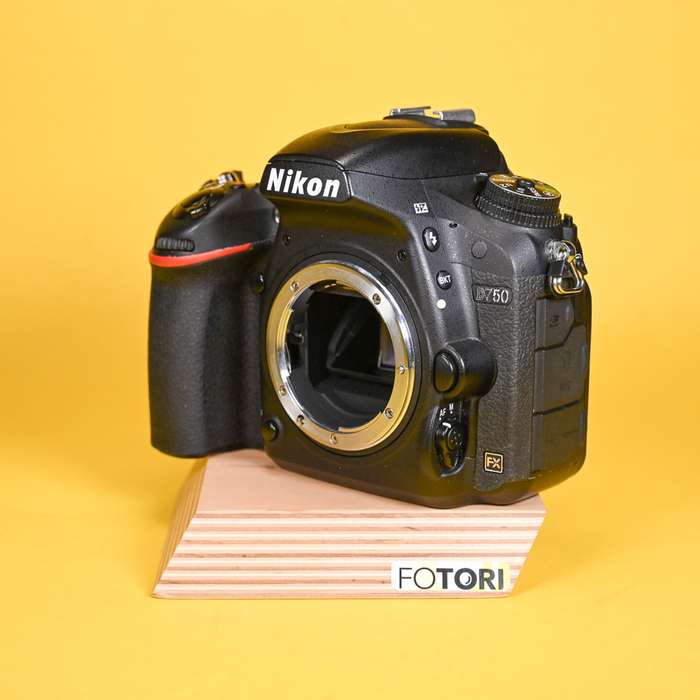Nikon D750 | 6201452