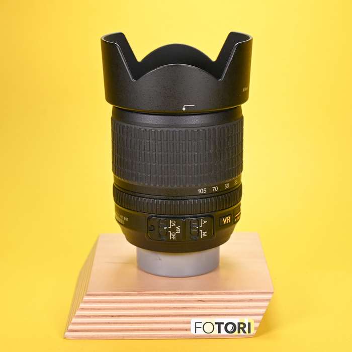 Nikon 18-105mm f/3.5-5.6G AF-S G DX ED VR | 38231435