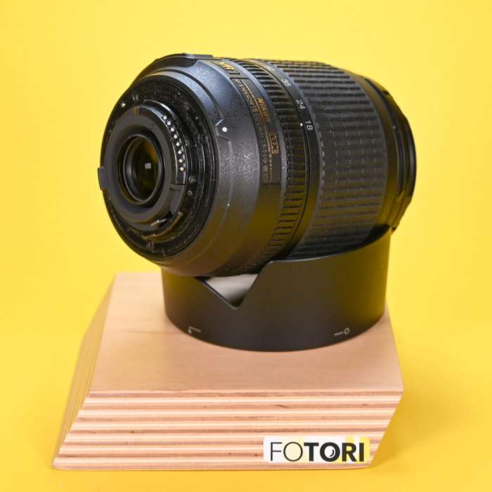 Nikon 18-105mm f/3.5-5.6G AF-S G DX ED VR | 38231435