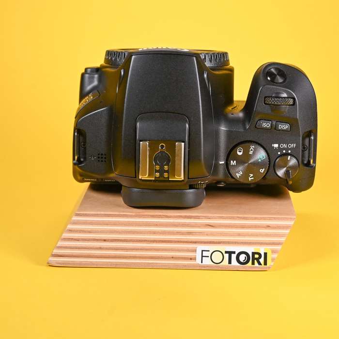 Set Canon EOS 250D + 18-55mm + karta 64Gb + brašna | 363073003086