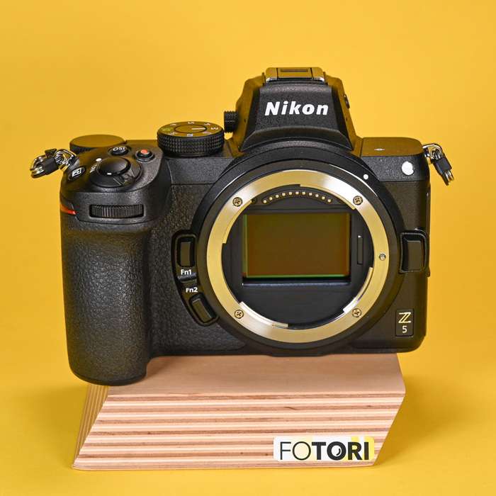 Nikon Z5 | 6029264 ( Závěrka 135 fotek)