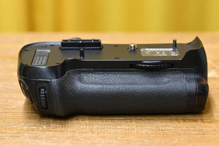 Nikon bateriový grip MB-D12 pro D800 a D810