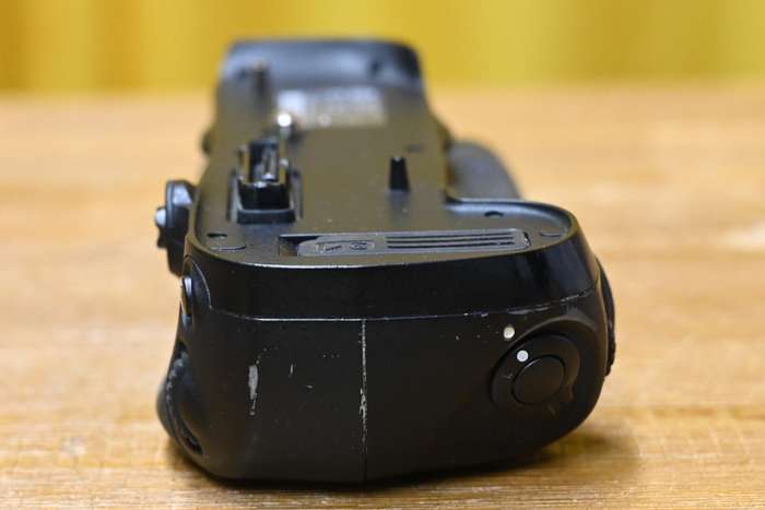 Nikon bateriový grip MB-D12 pro D800 a D810