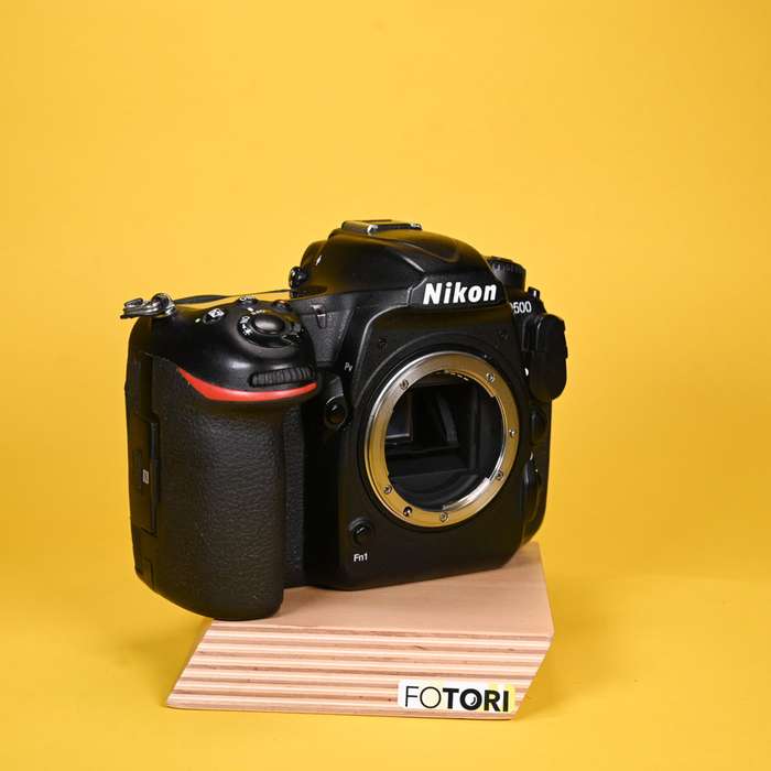 Nikon D500 | 9007428