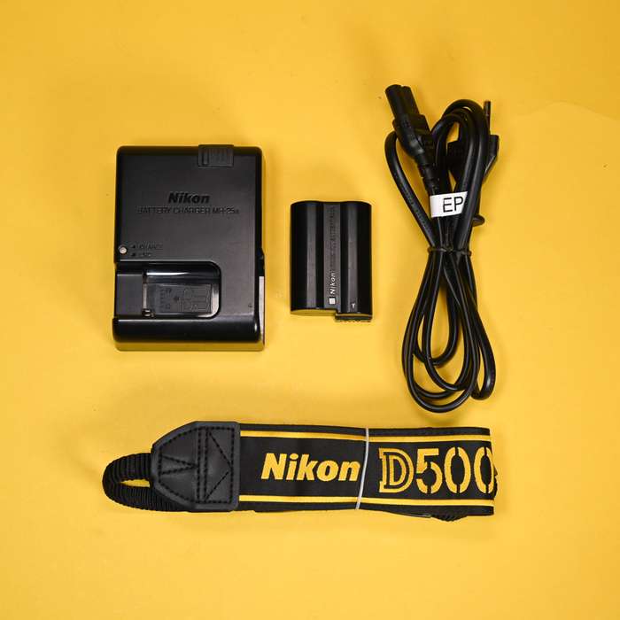 Nikon D500 | 9007428