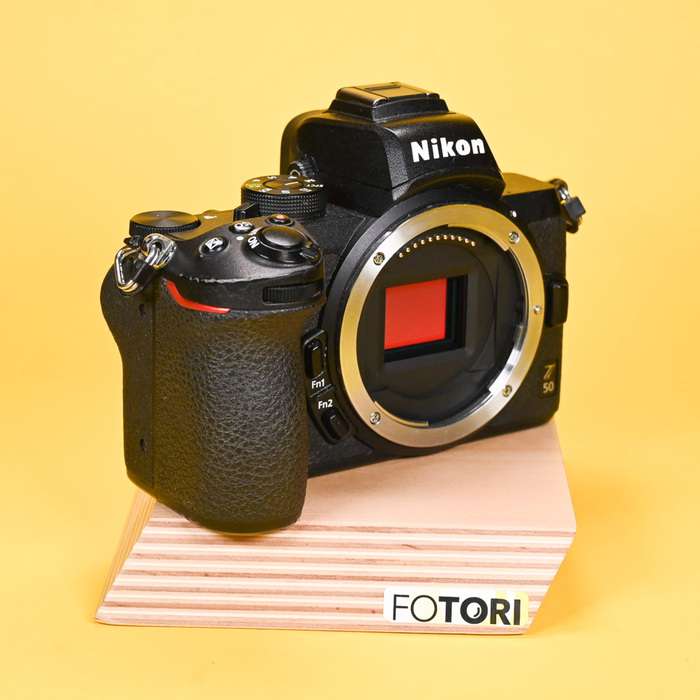 Nikon Z50 + 16-50 mm f/3,5-6,3 DX VR | 6025435