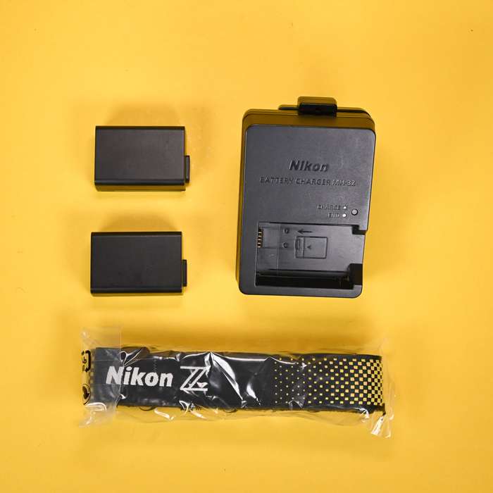 Nikon Z50 + 16-50 mm f/3,5-6,3 DX VR | 6025435