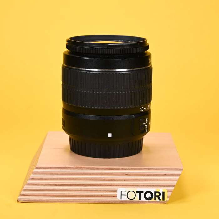 Set Canon EOS 2000D + Canon 18-55mm f/3.5-5.6 DC III | 223073045661