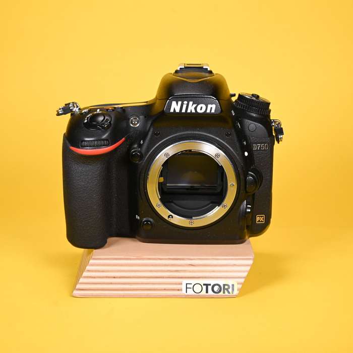Nikon D750 | 8044866