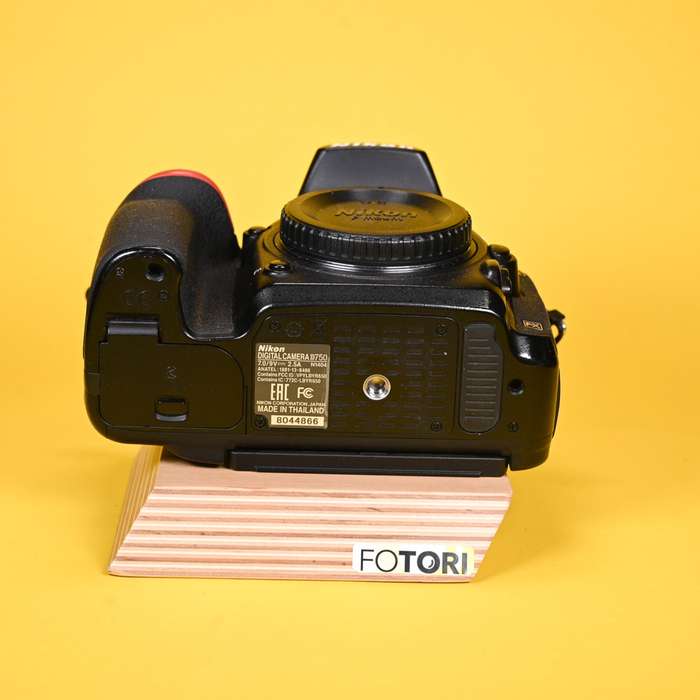 Nikon D750 | 8044866