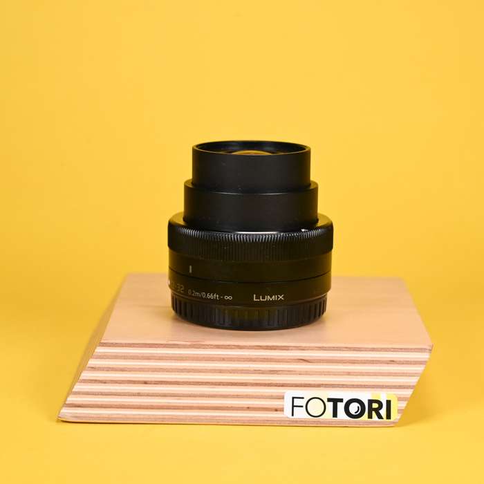 Panasonic Lumix 12-32 mm f/3,5-5,6 MEGA O.I.S | H-FS12032