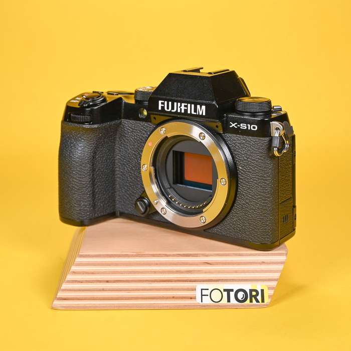 Fujifilm X-S10 | 2C019855