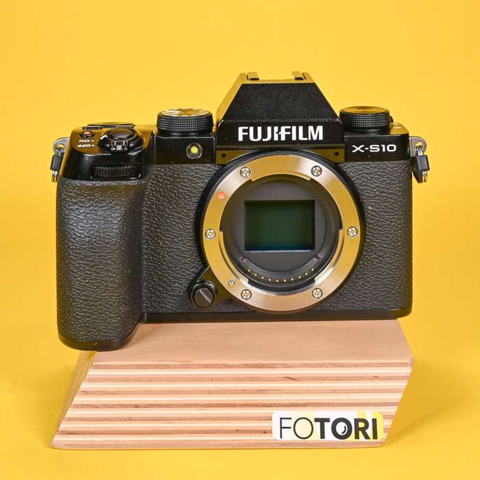 Fujifilm X-S10 | 2C019855