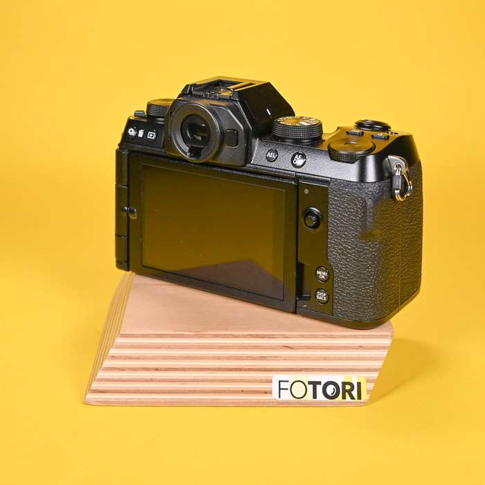 Fujifilm X-S10 | 2C019855