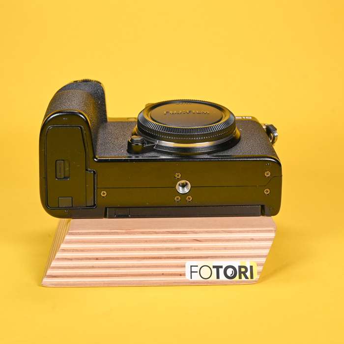 Fujifilm X-S10 | 2C019855