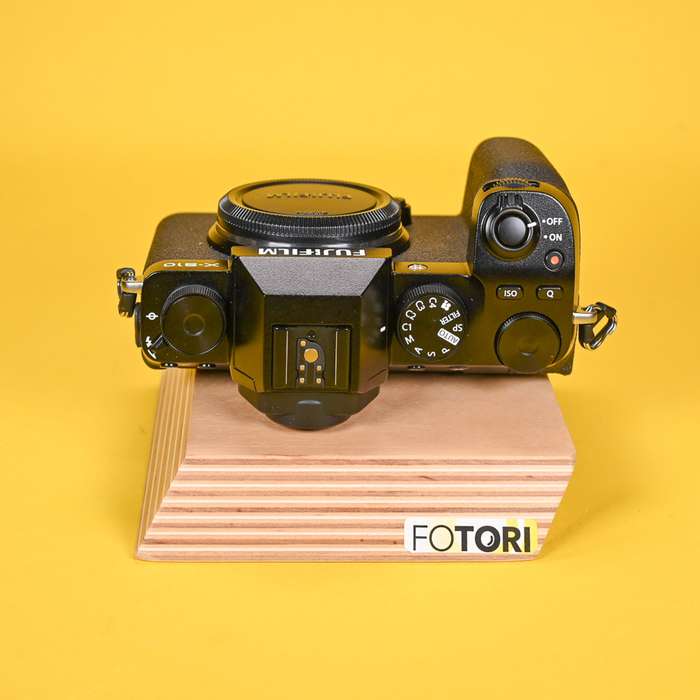 Fujifilm X-S10 | 2C019855