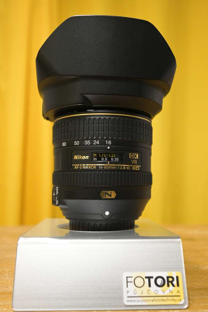 Nikon 16-80 mm f/2,8-4,0E AF-S DX ED VR | 213902
