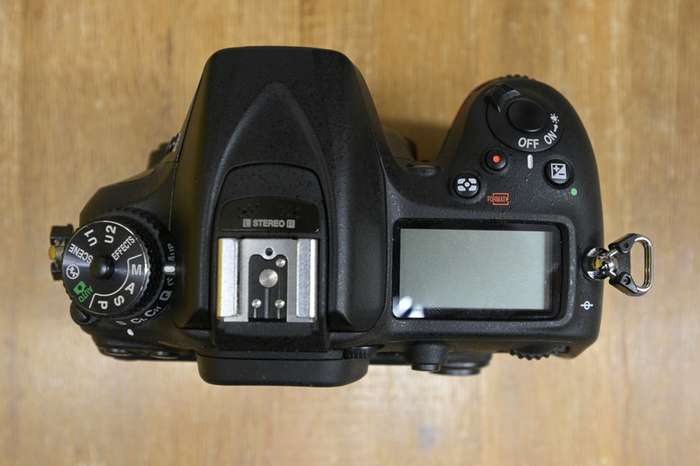 Nikon D7200 | 4440647 | závěrka 19060