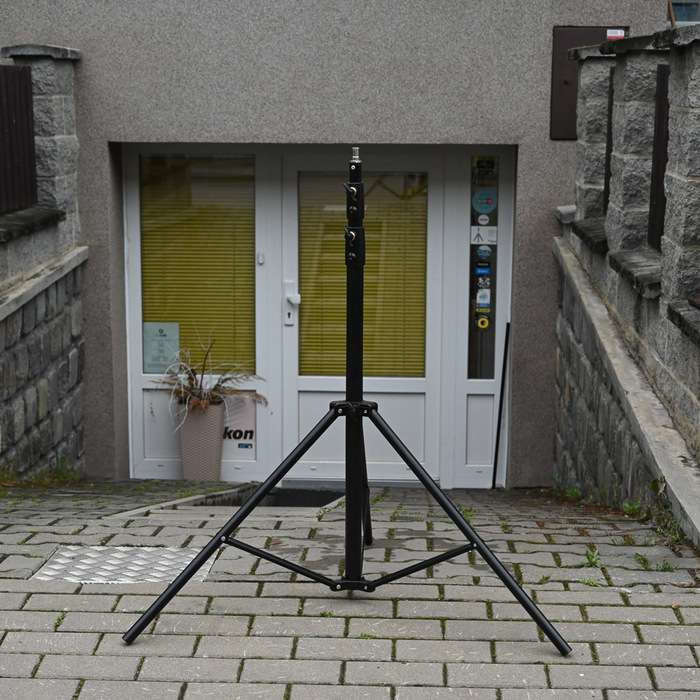 Světelný stativ výška 245 cm
