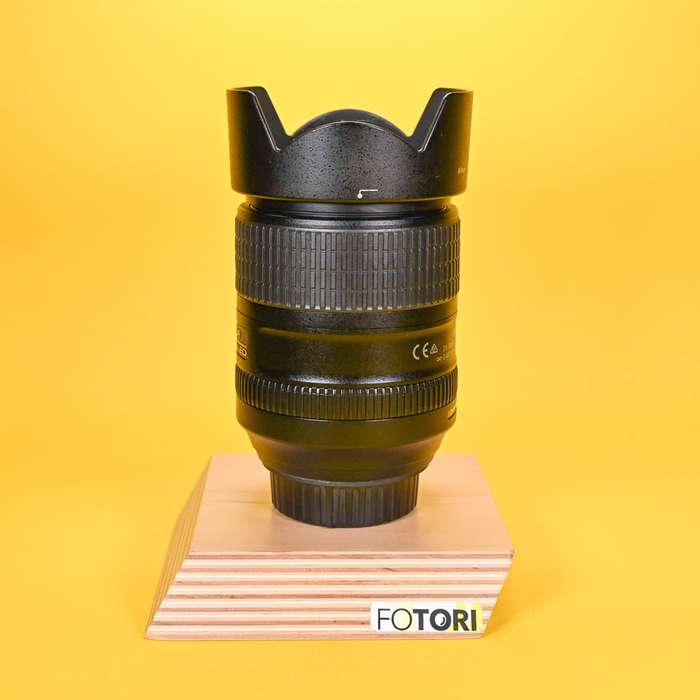 Nikon 18-300mm f/3,5-6,3 AF-S DX G ED VR | 2163151