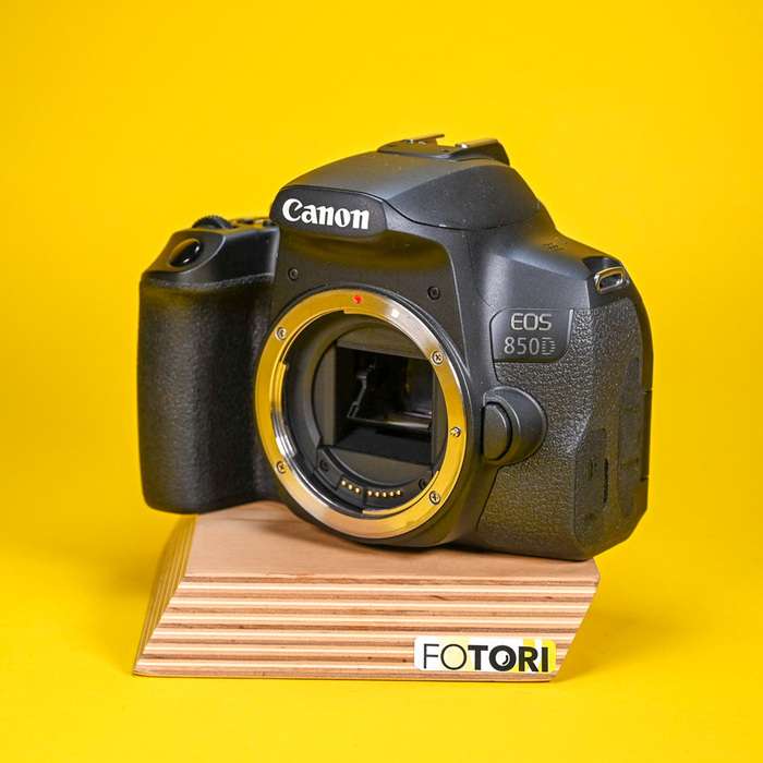 Canon EOS 850D | 053031000940