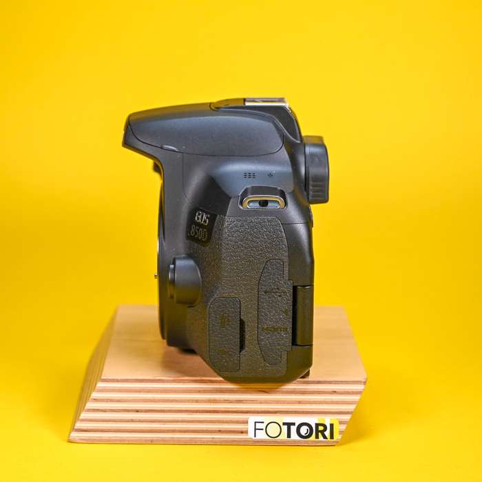 Canon EOS 850D | 053031000940