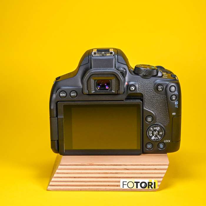 Canon EOS 850D | 053031000940