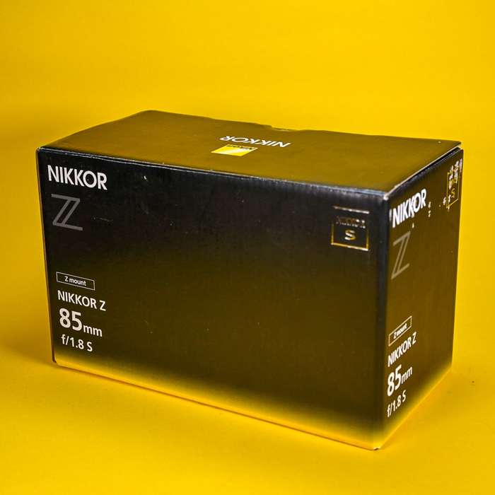Nikon Z 85mm f/1.8 S | 20056562
