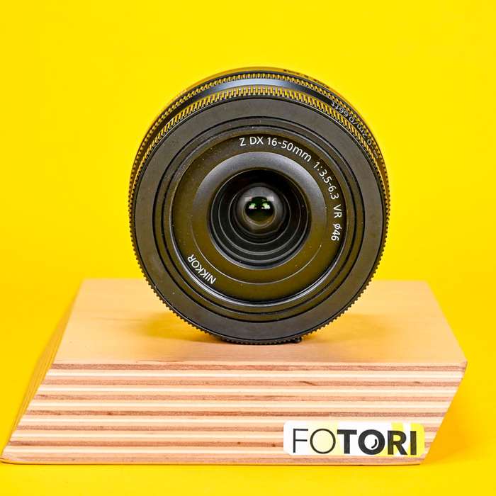 Nikon Z50 + 16-50 mm f/3,5-6,3 DX VR | 6003720