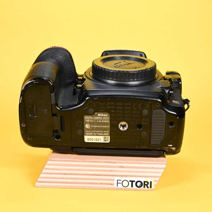 Nikon D850 | 6001621