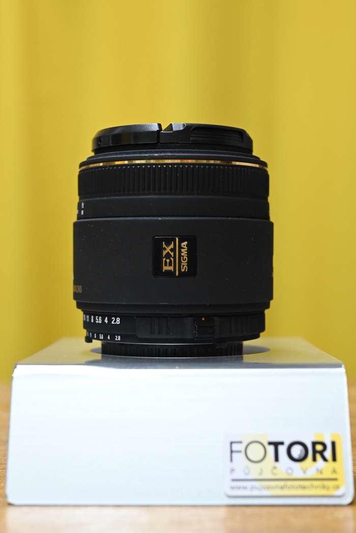 SIGMA 50 mm f/2,8 EX DG Macro pro Nikon | 10935878