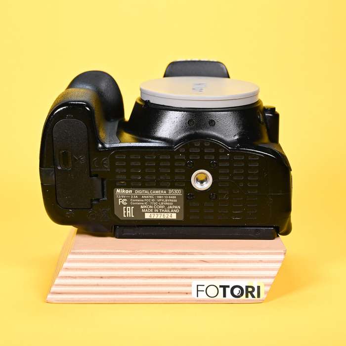 Set Nikon D5300 + 18-55mm AF-P | 4777624