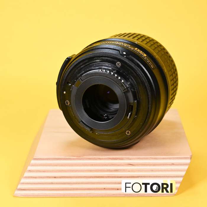 Nikon D3100 + 18-55mm | 1271358