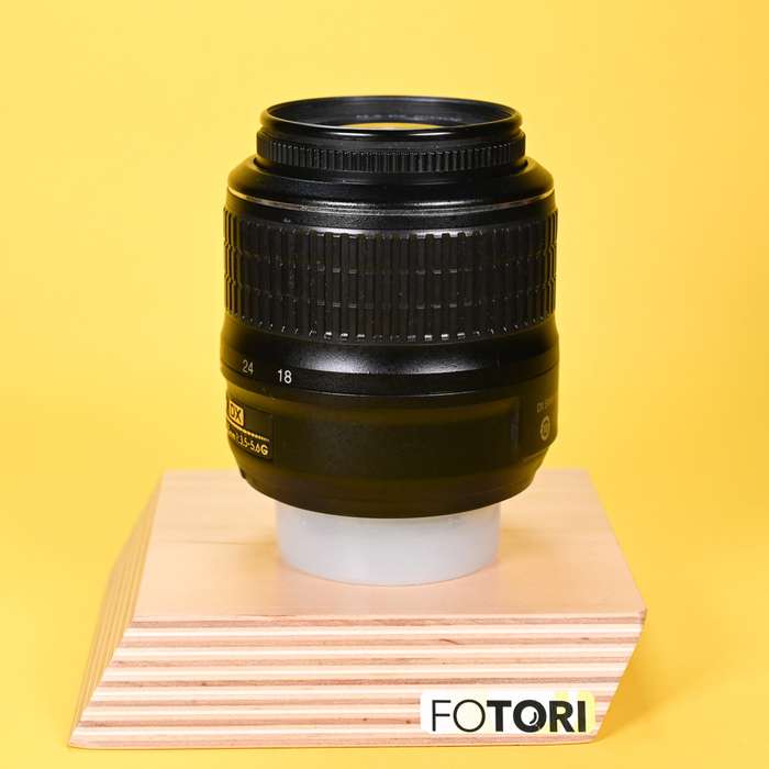 Nikon D3100 + 18-55mm | 1271358