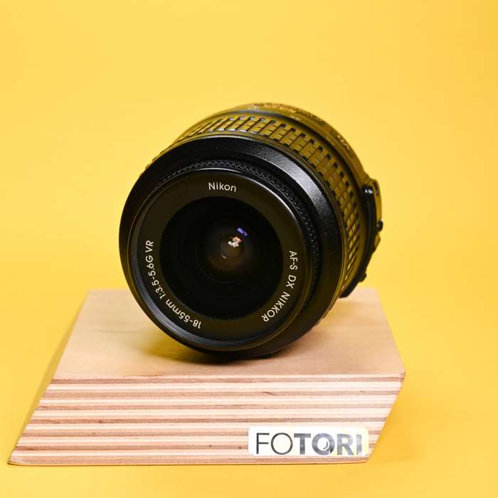 Nikon D3100 + 18-55mm | 1271358